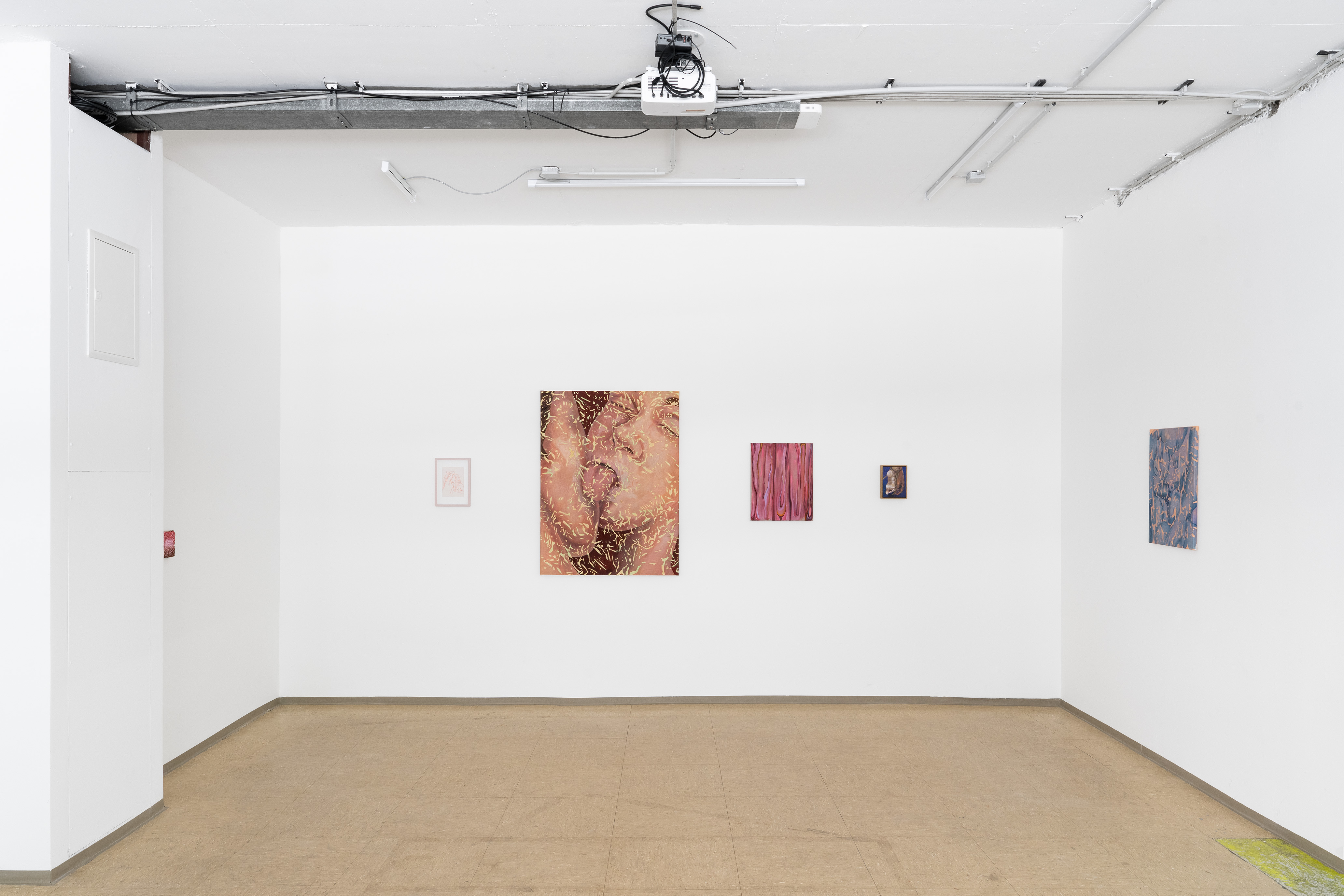 Installation view 'A thousand cuts'